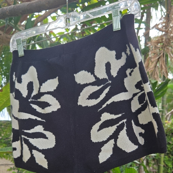 Free People Kaia Swit Shorts - Picture 4 of 4